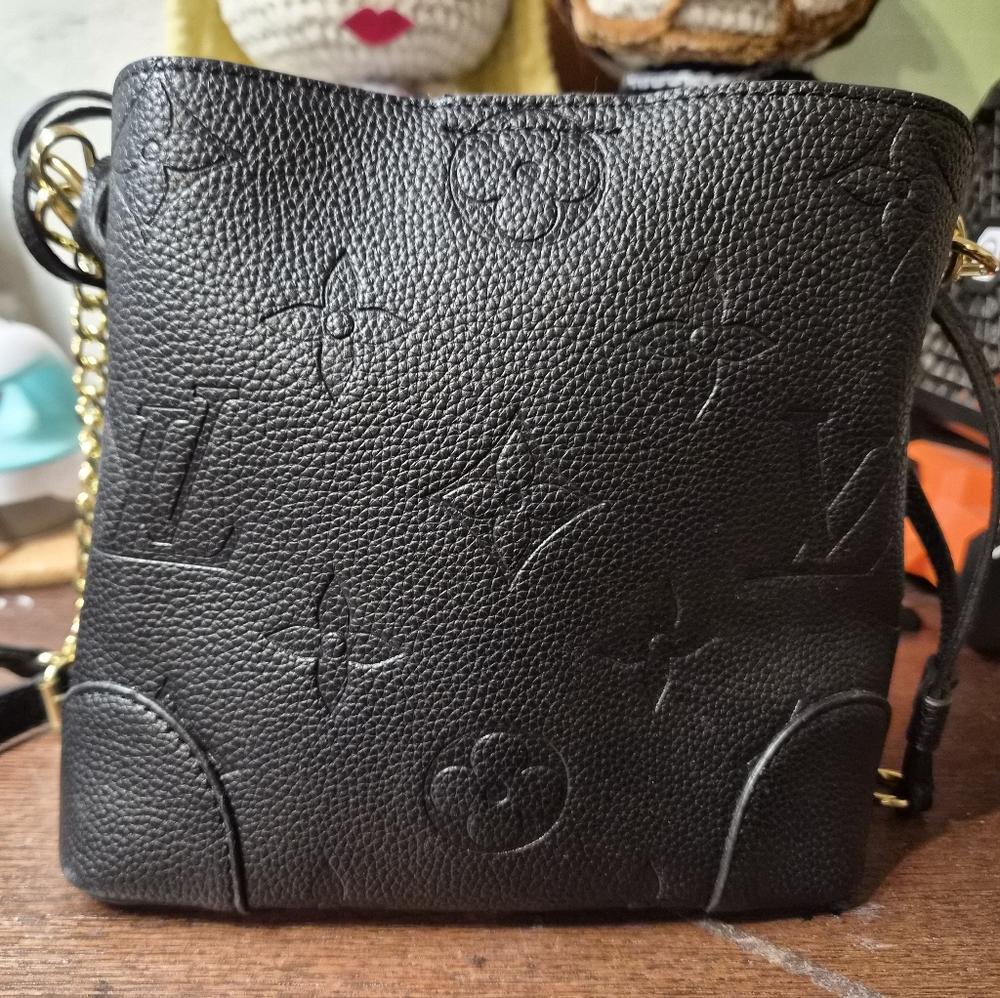 Designer Inspired Vegan Leather Monogram Bucket Bag - Picture 5 of 8